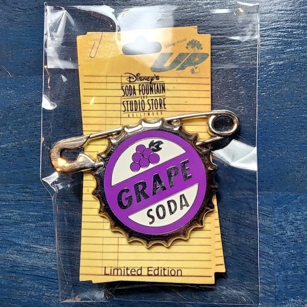 DSSH Limited Edition 300 Disney Grape Soda Pin